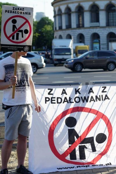 Warszawa: „Zakaz Pedałowania”