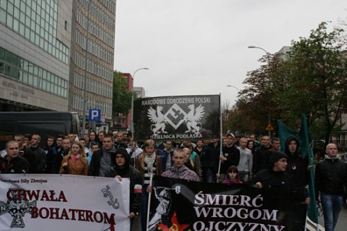 Białystok: NOP antykomunistycznie i w hołdzie NSZ