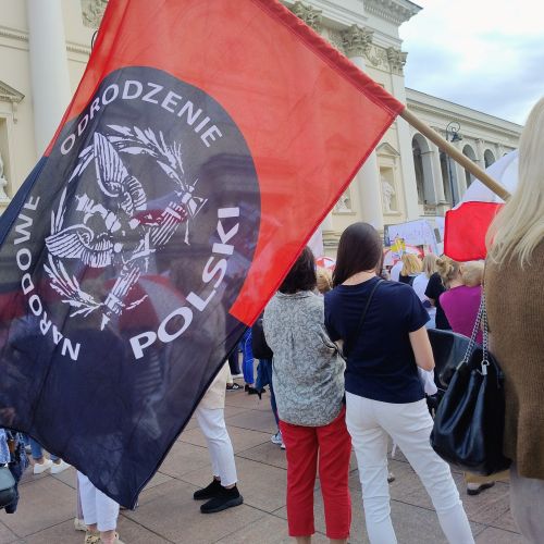„TAK” dla edukacji – „NIE” dla destrukcji