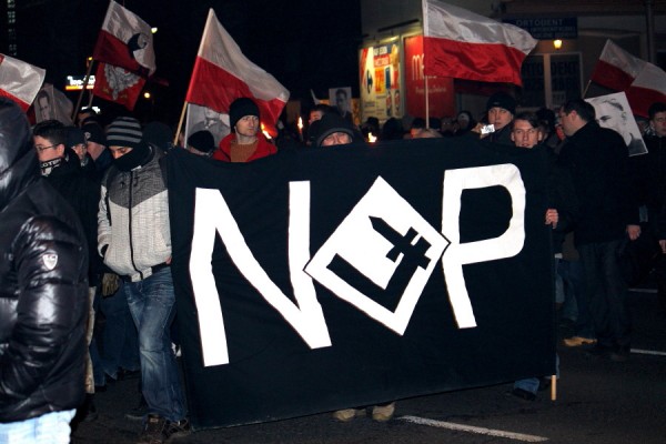 Warszawa: Cześć i chwała Bohaterom!