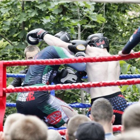 Warszawa: First to Fight