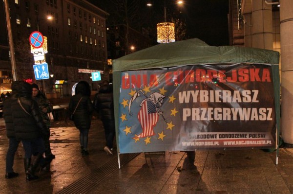 Warszawa: Nacjonaliści w rocznicę zdrady lizbońskiej