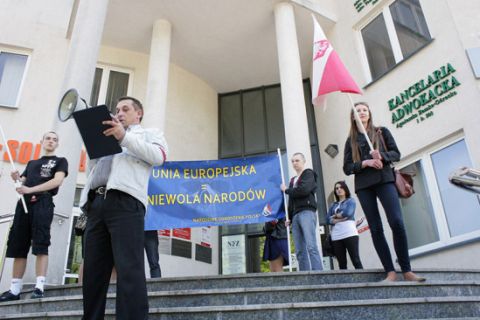 Białystok: Wczoraj Moskwa, dziś Bruksela – 10 lat w eurokołchozie
