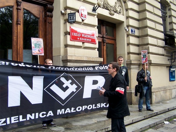 Małopolska: System edukacji to nie zabawa dla polityków!