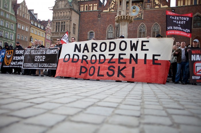 PORADNIK: Obywatel wobec systemu represji (przesłuchanie – zatrzymanie)