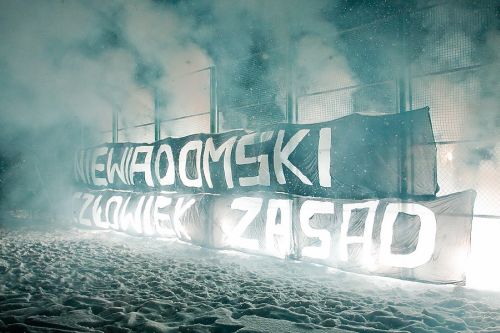 Wrocław: NOP w hołdzie Niewiadomskiemu